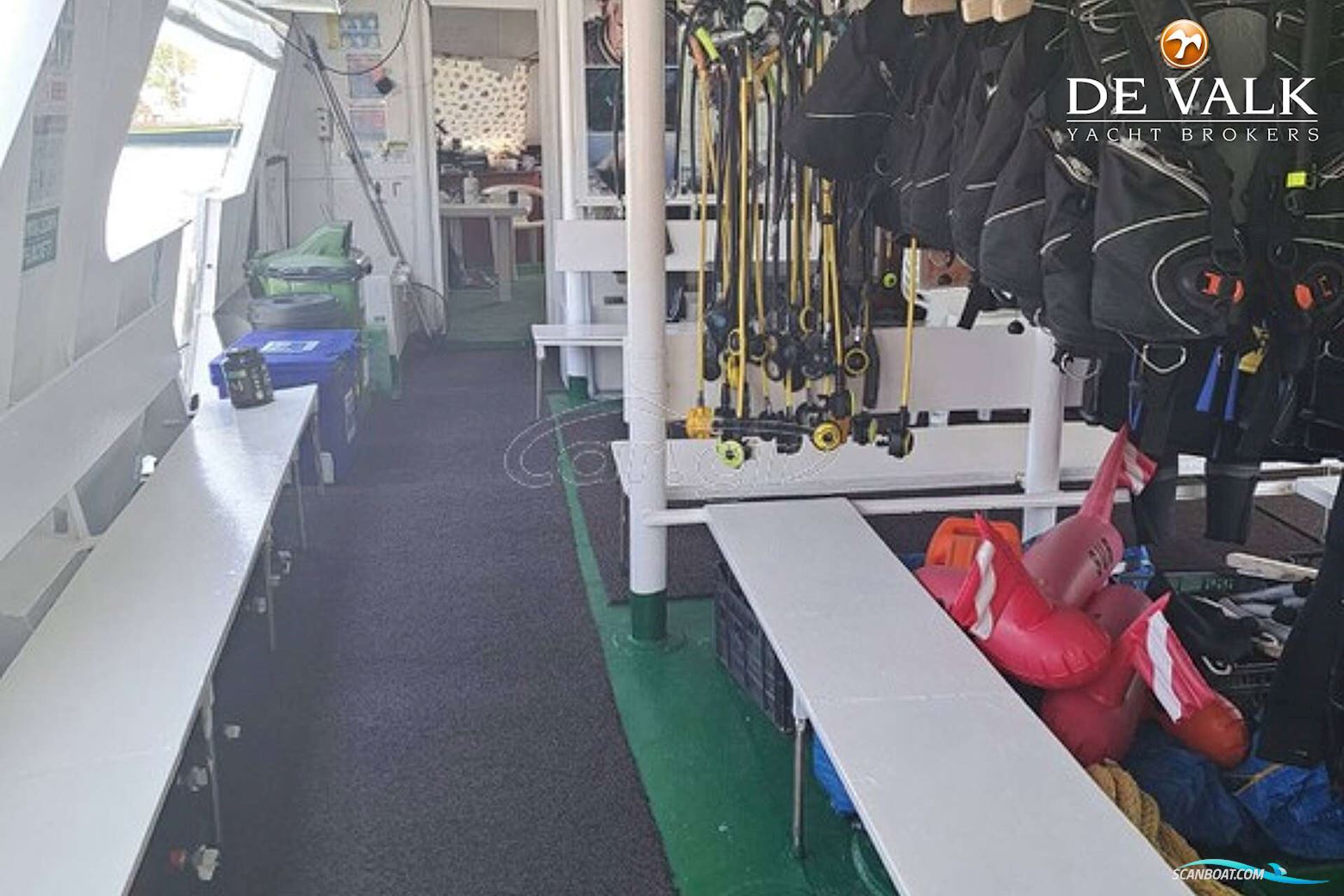 Day Passengers Ship Diving Boat 24 M