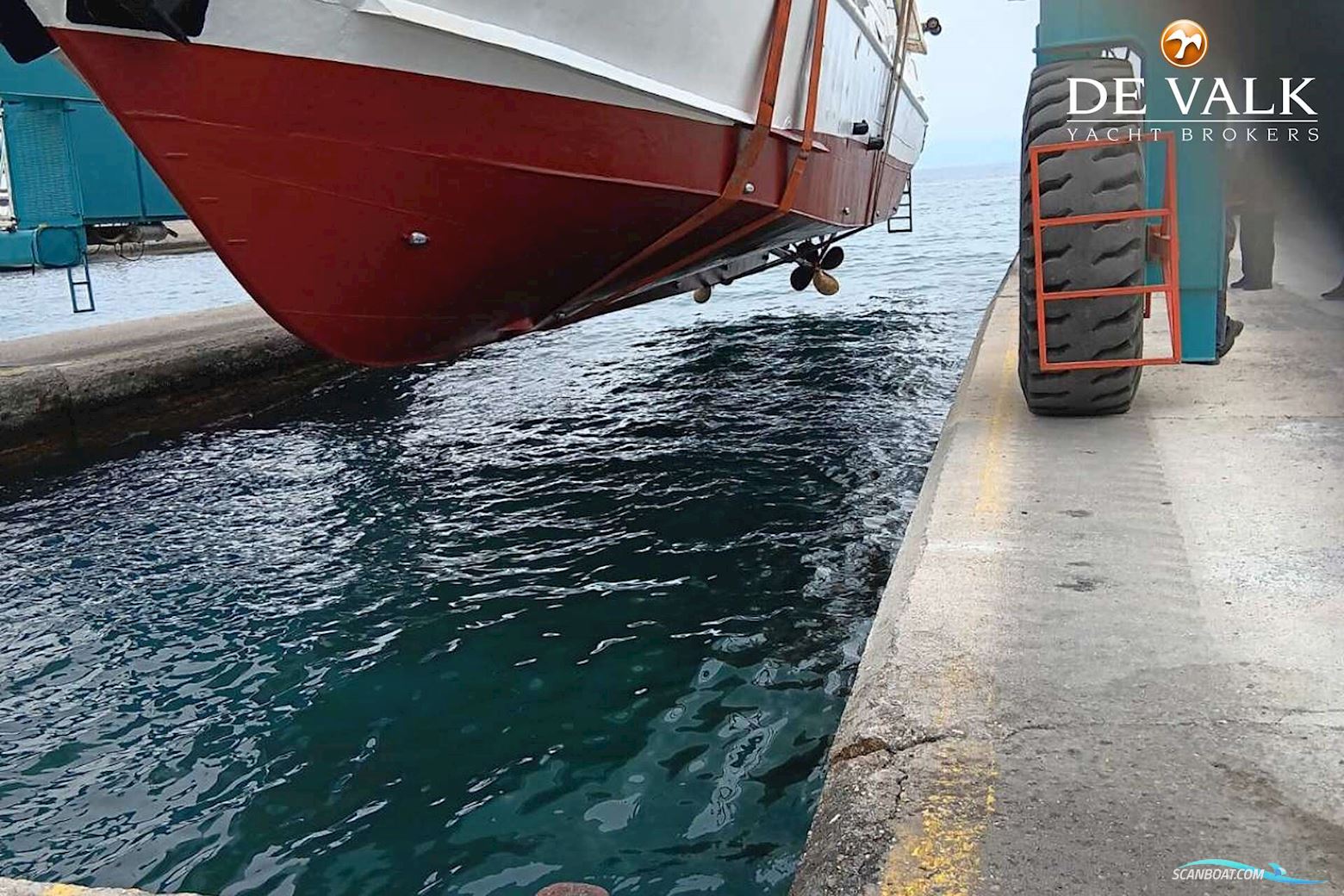 Day Passengers Ship Diving Boat 24 M