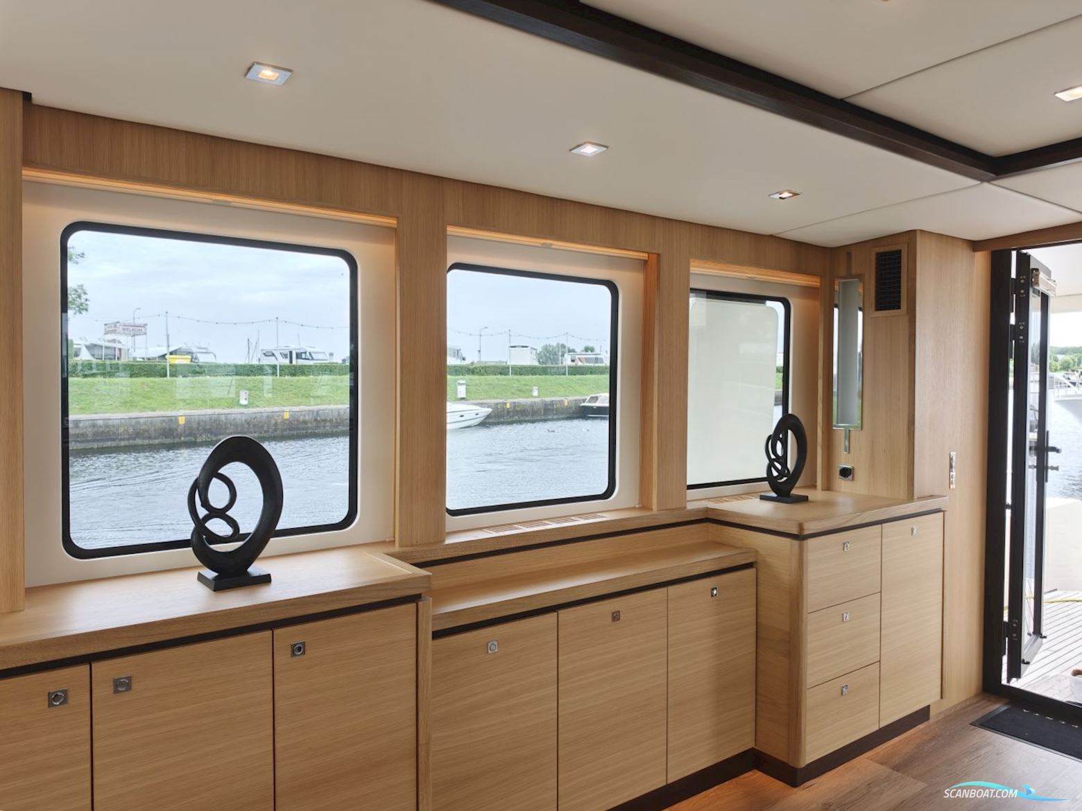 De Alm Grand Voyager 65