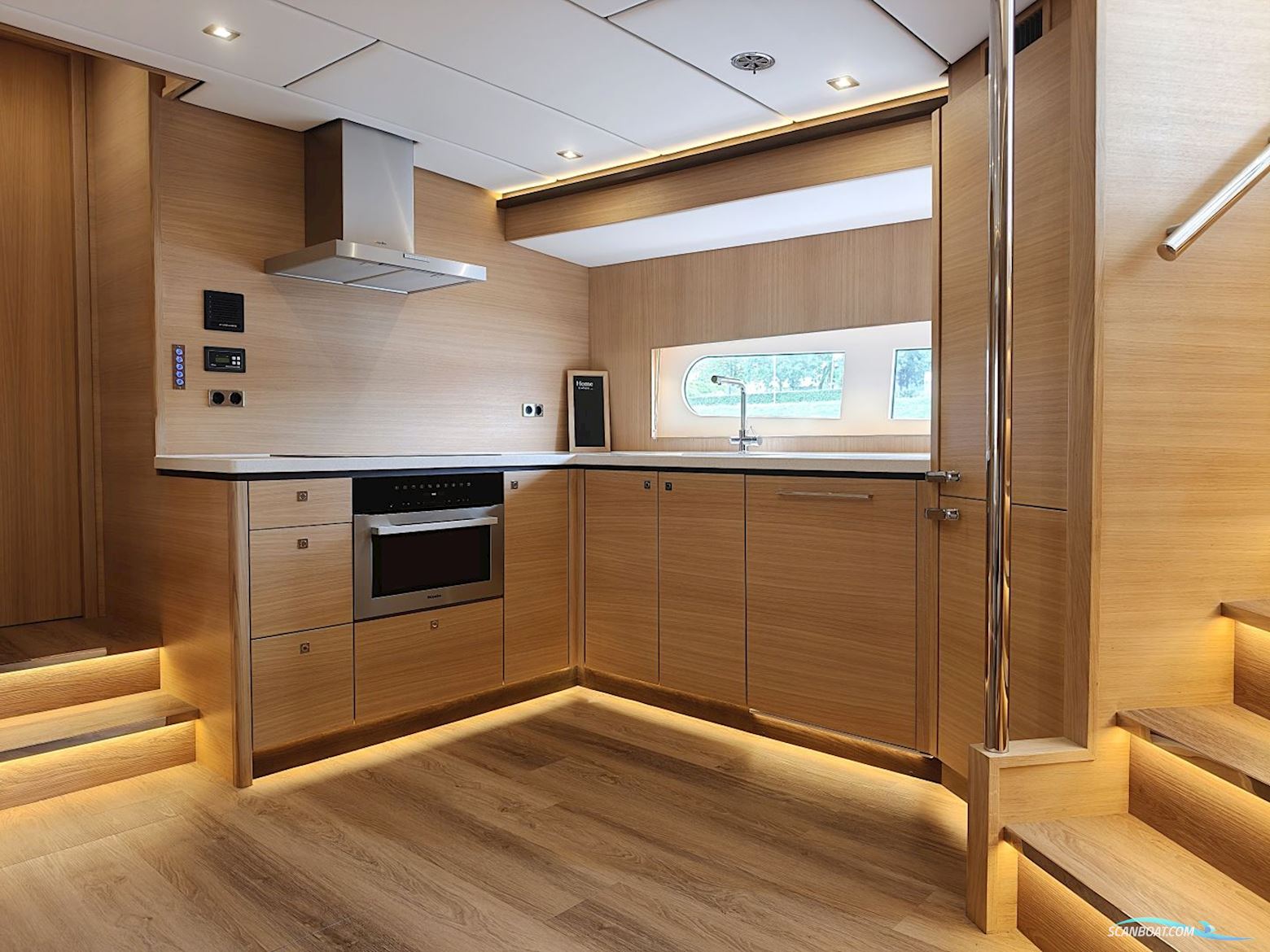 De Alm Grand Voyager 65