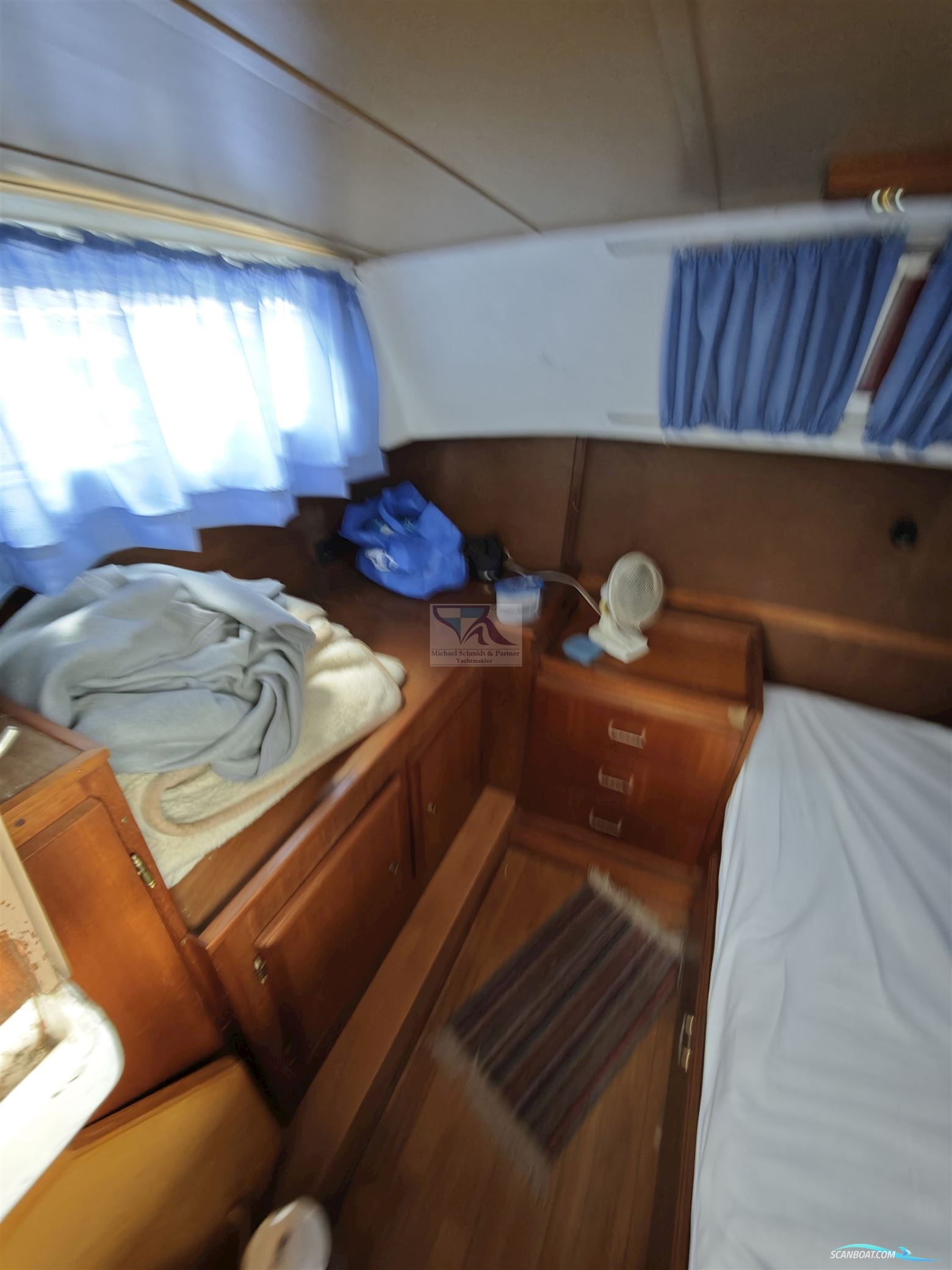 De Amer Amerglass 32 AK II