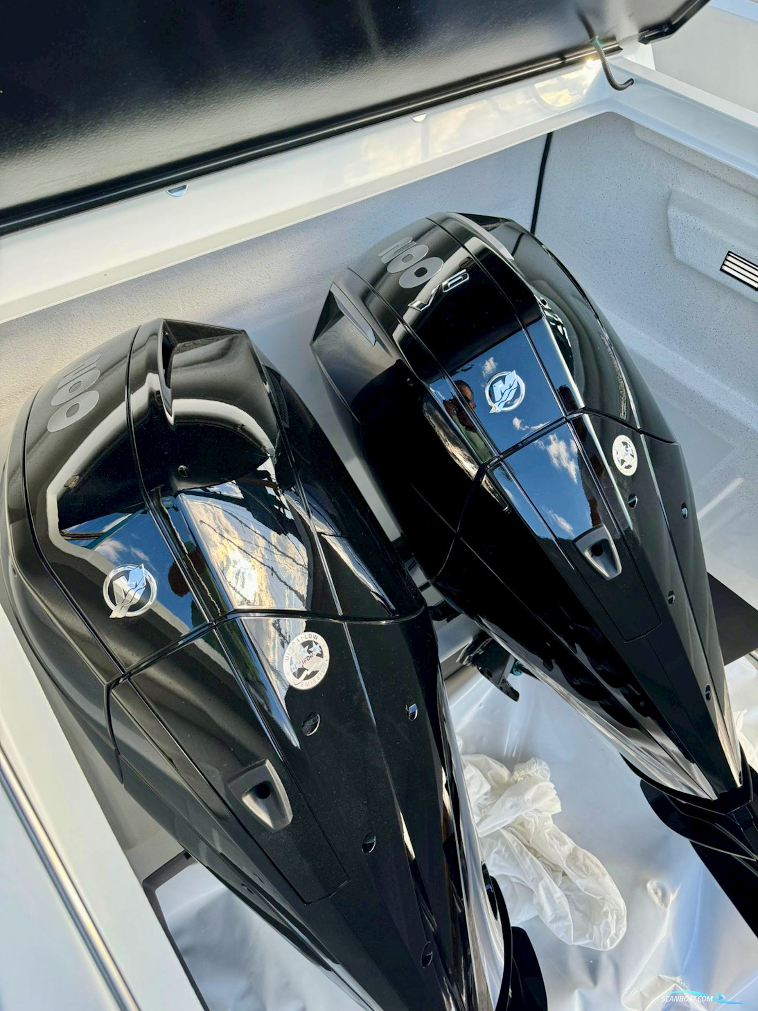 De Antonio Yachts D28 Open