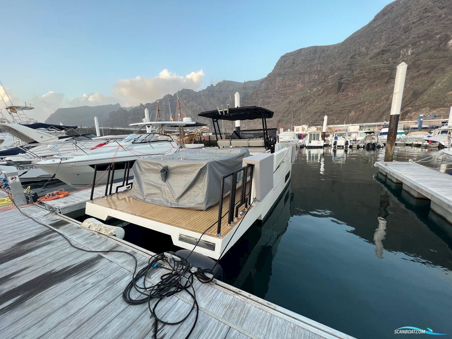 De Antonio Yachts D33 OPEN