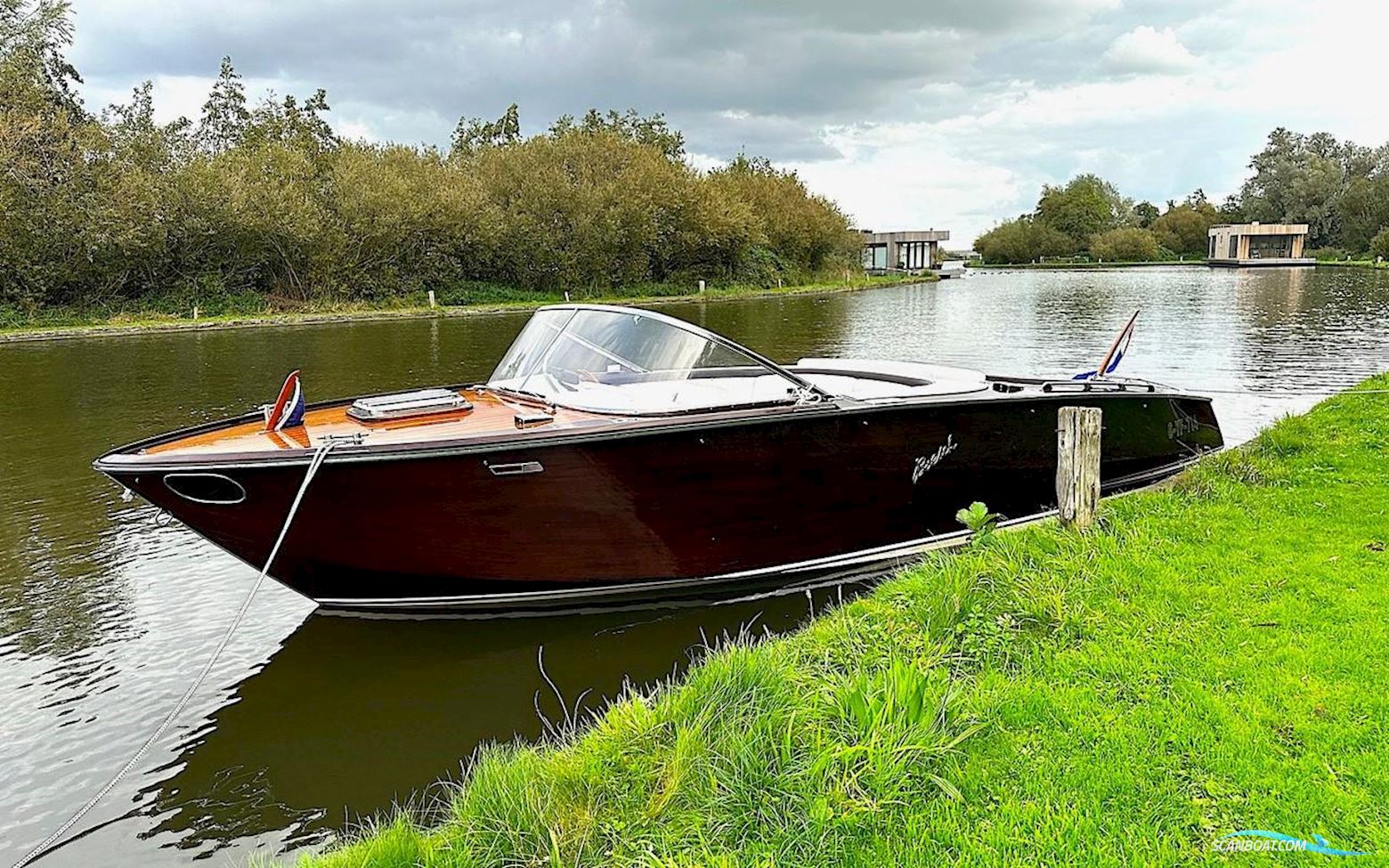 De Boesch 680 Costa Brava de Luxe