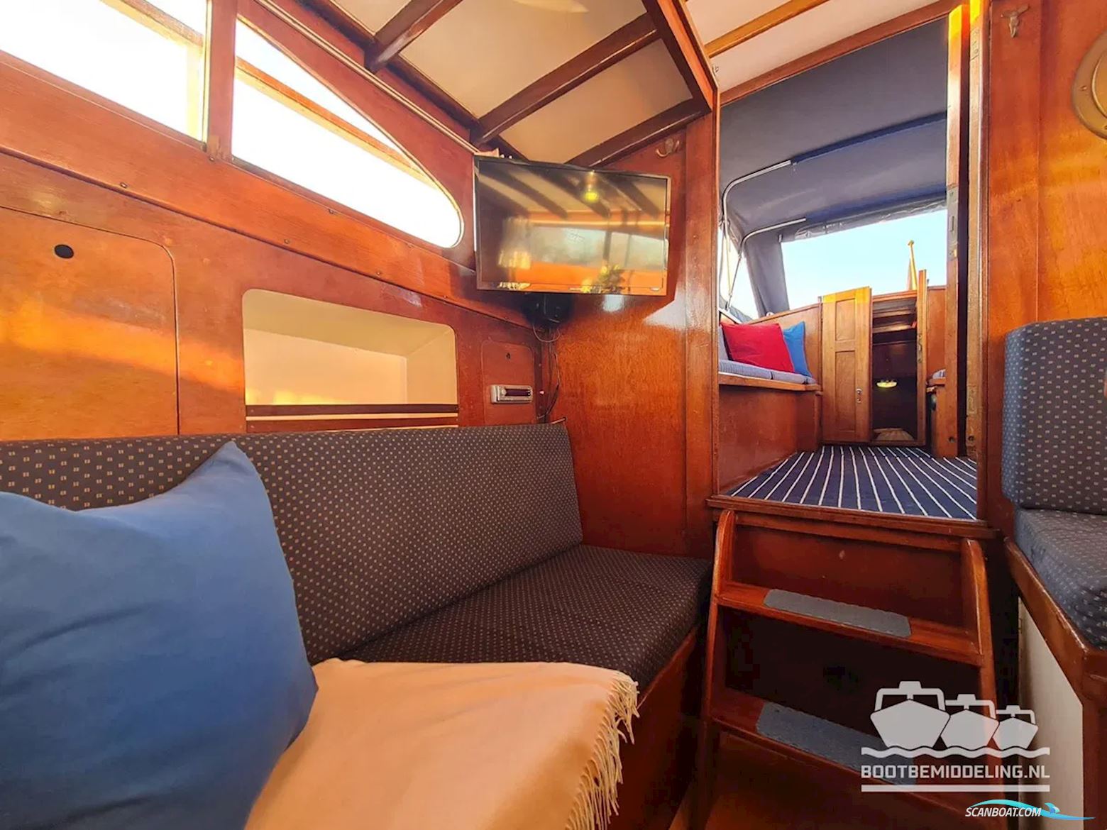 De Vries Lentsch 10.50 OK/AK