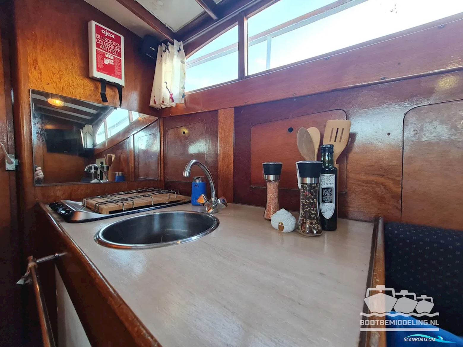 De Vries Lentsch 10.50 OK/AK