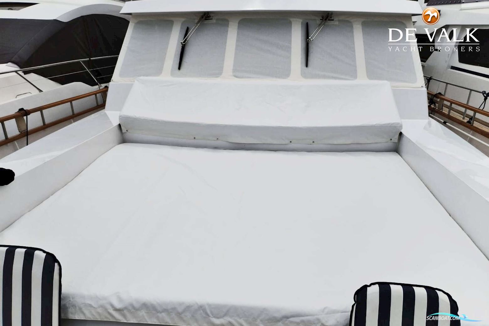 De Vries Lentsch 22M