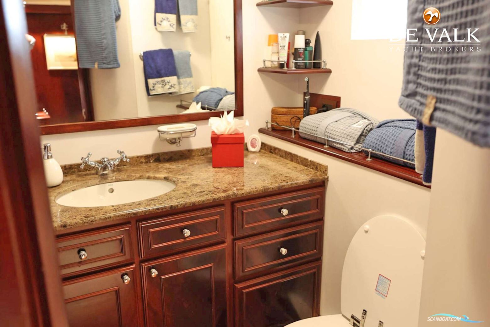 De Vries Lentsch 22M