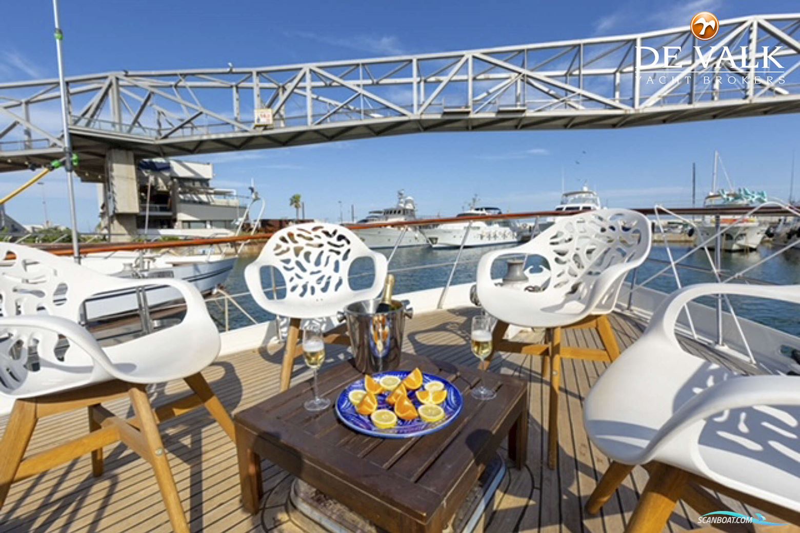 De Vries Lentsch 22M