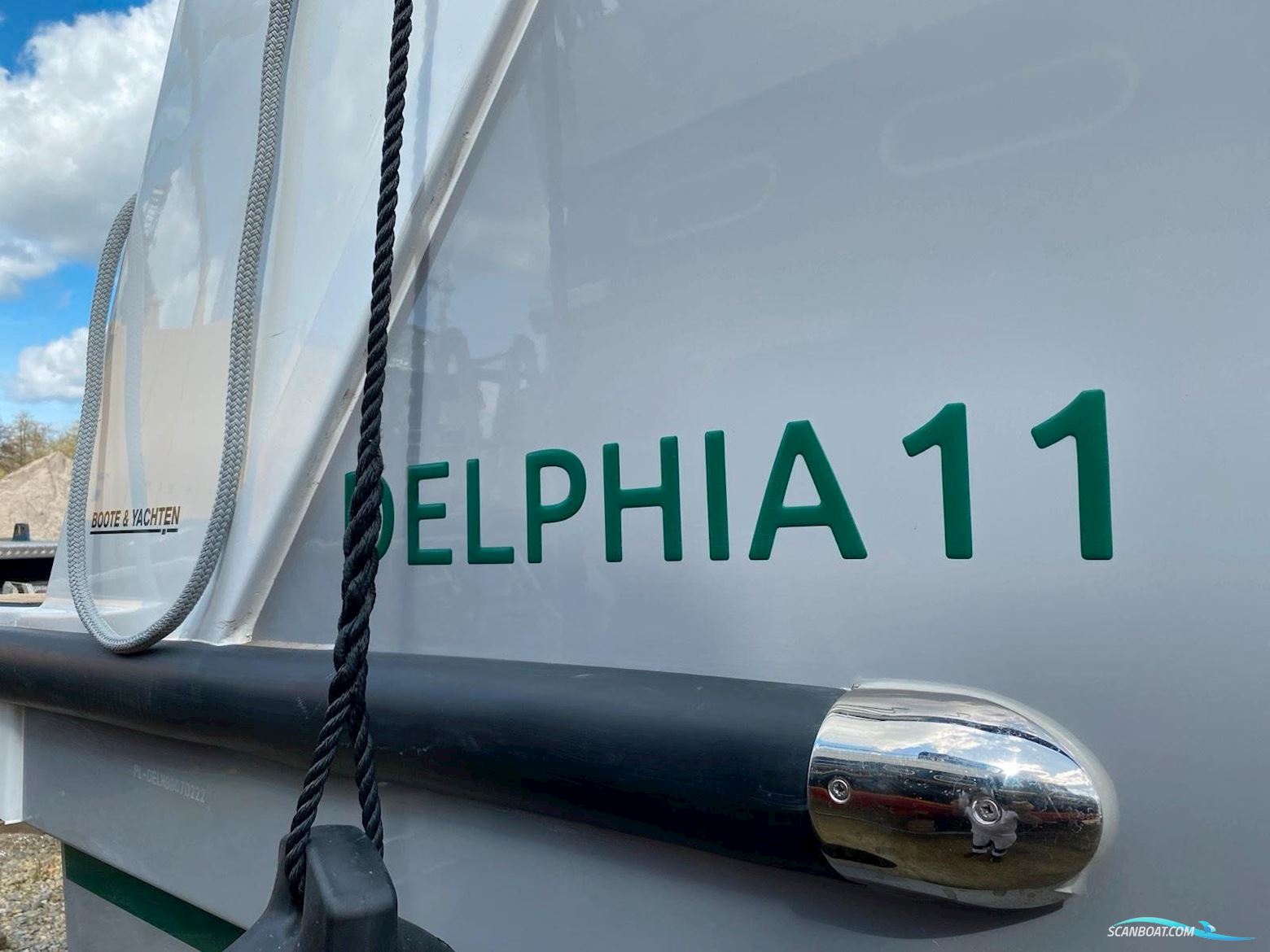 Delphia 11 FLY