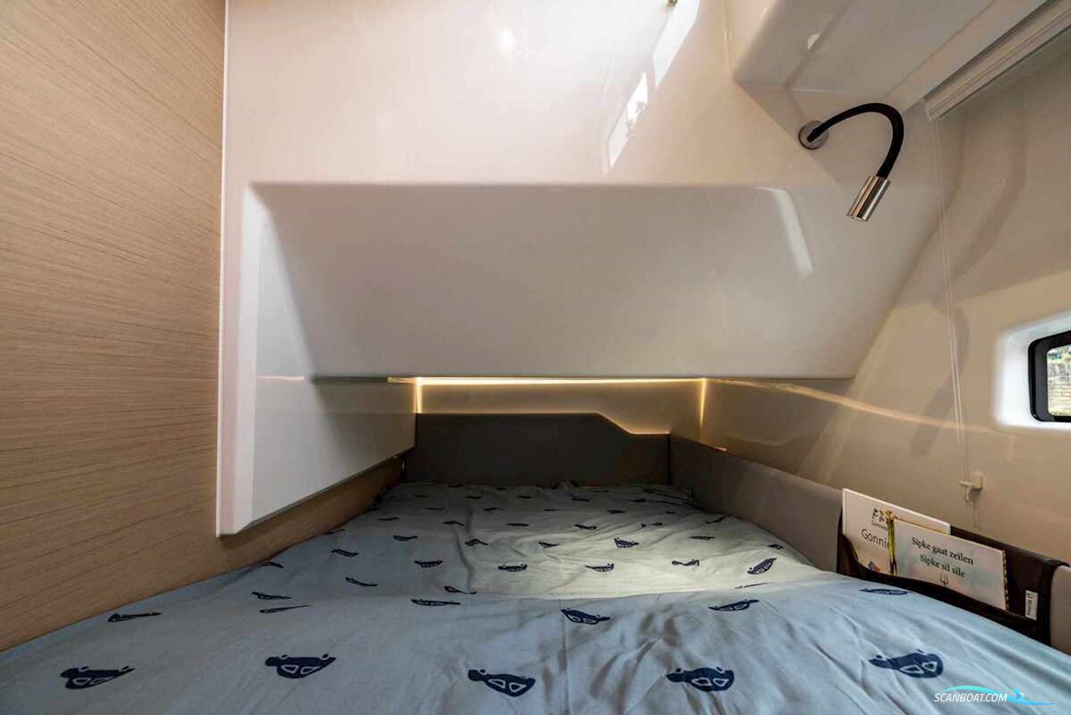 DELPHIA YACHTS 10 LoungeTop Electric DEMO, direct leverbaar