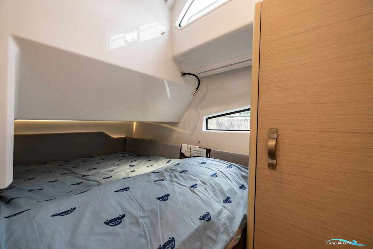 DELPHIA YACHTS 10 LoungeTop Electric DEMO, direct leverbaar