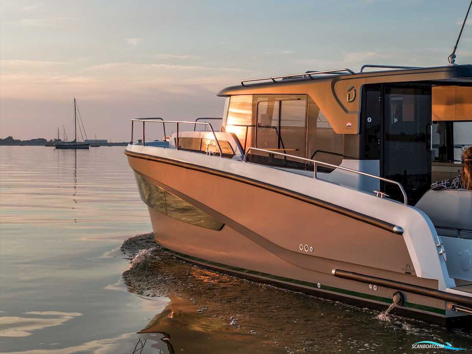 DELPHIA YACHTS 10 Sedan