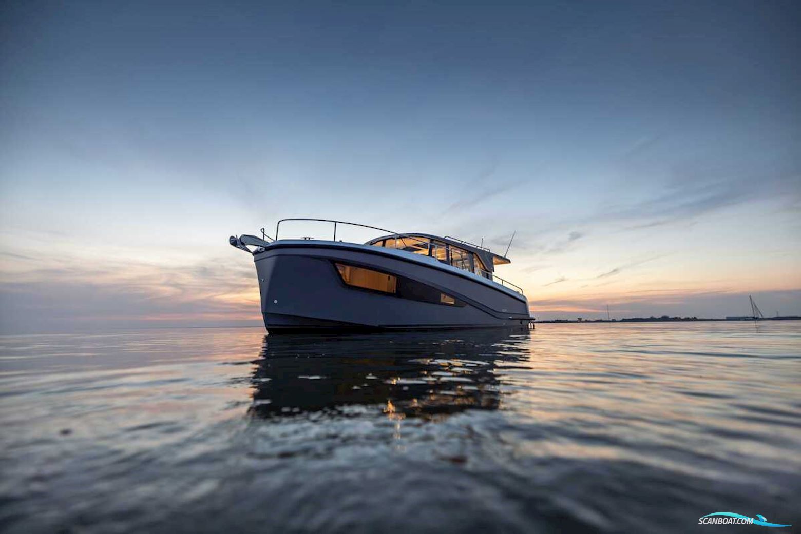 DELPHIA YACHTS 10 Sedan