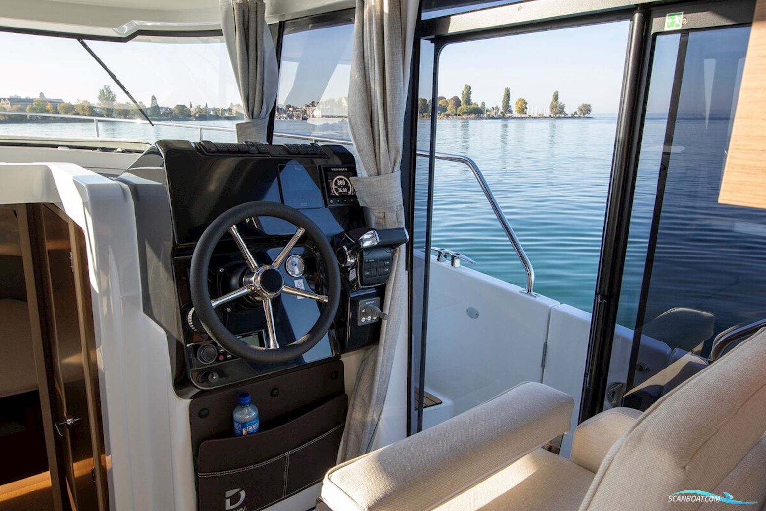 DELPHIA YACHTS 10 Sedan
