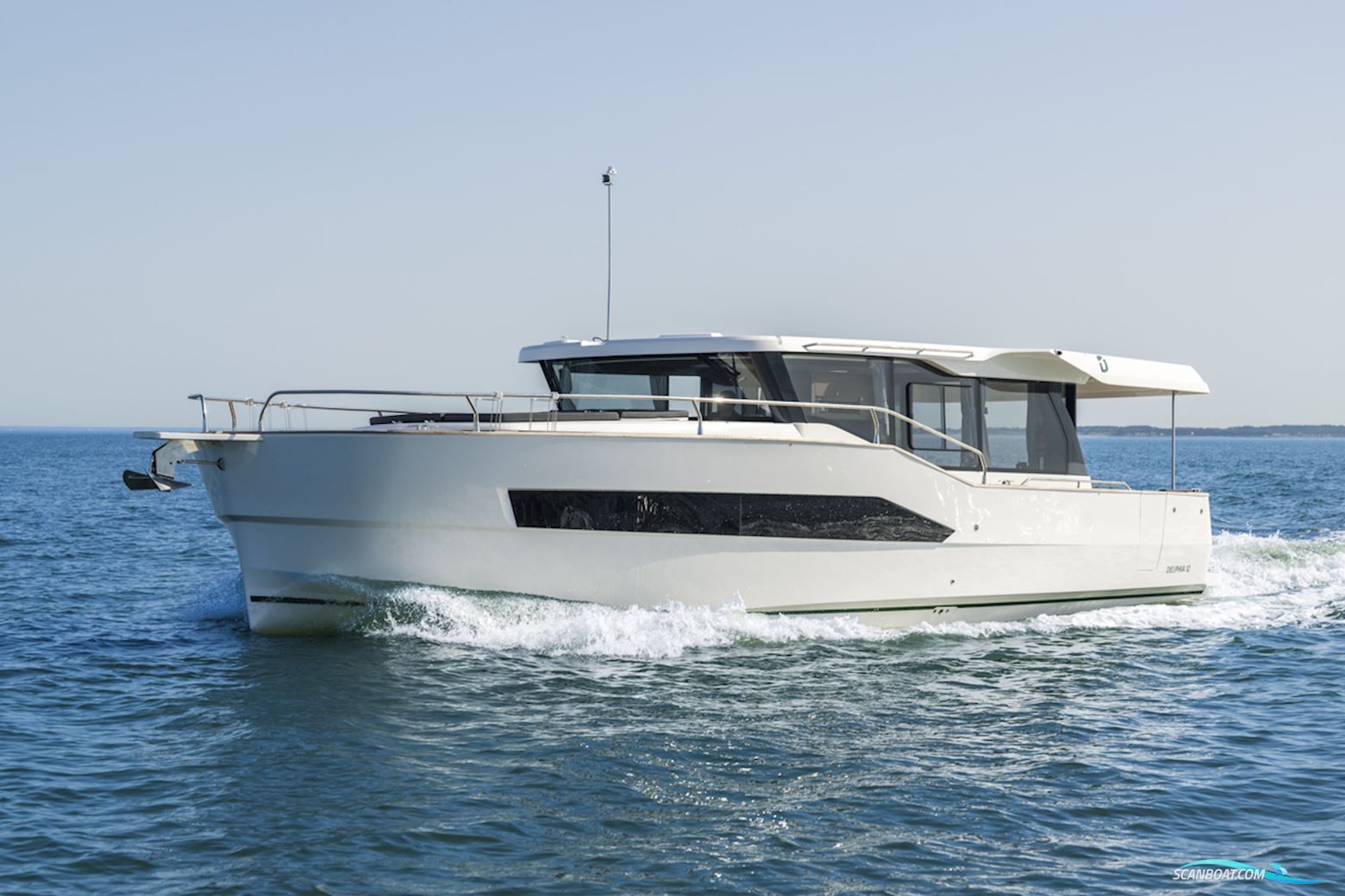 DELPHIA YACHTS 12 Sedan