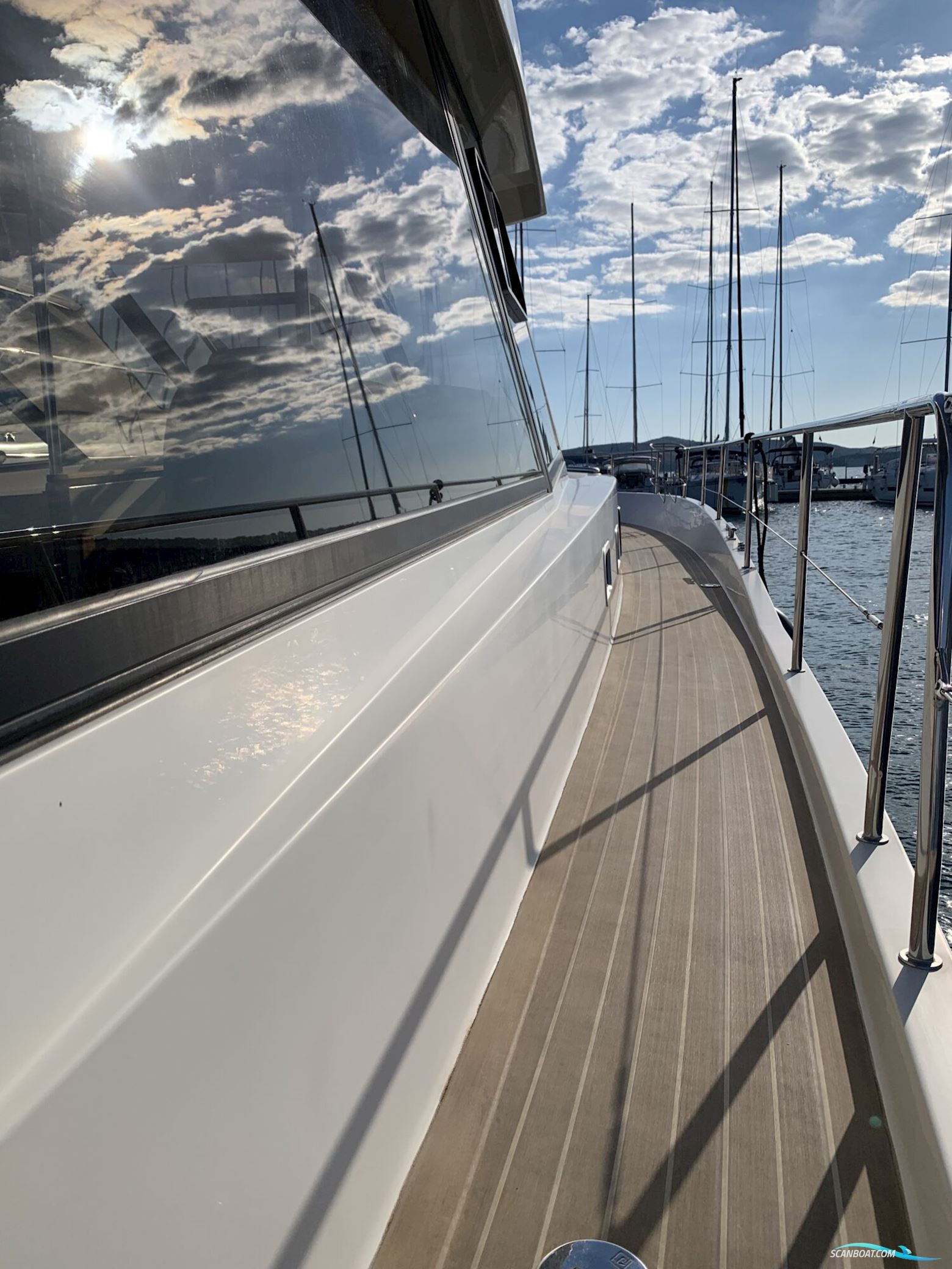 Delphia Yachts Escape 1350