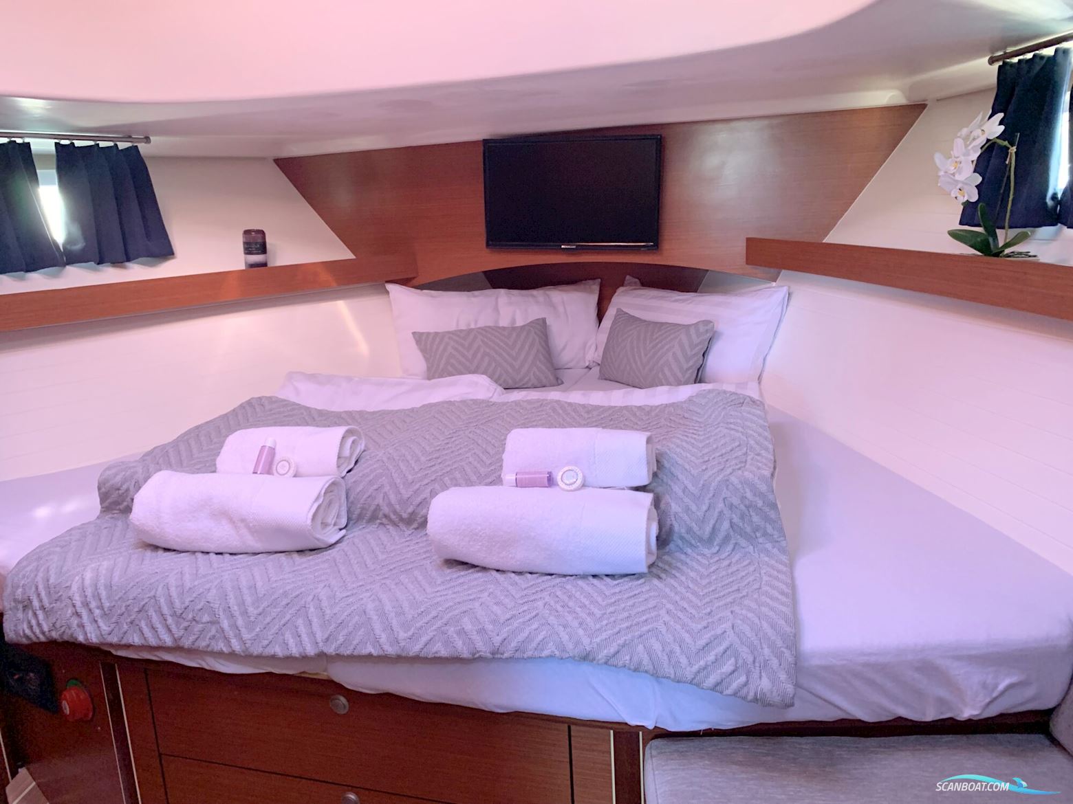 Delphia Yachts Escape 1350