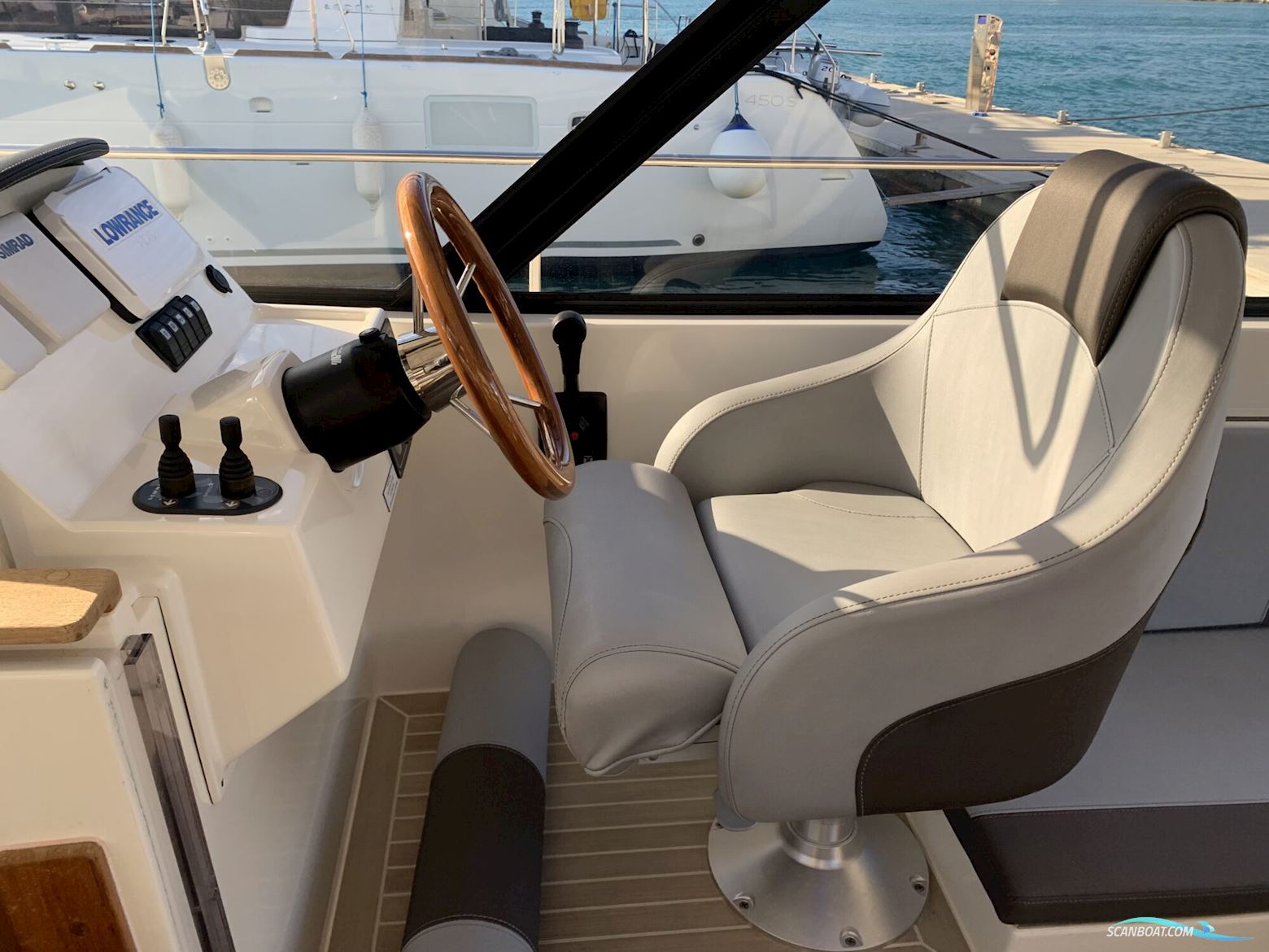 Delphia Yachts Escape 1350