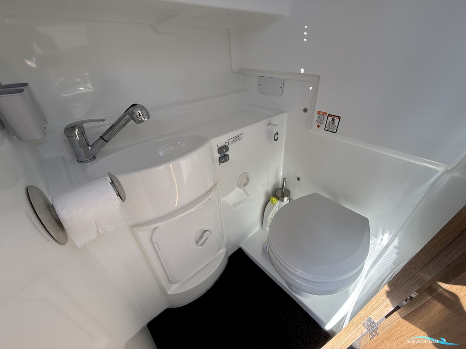 DELPHIA YACHTS Nano