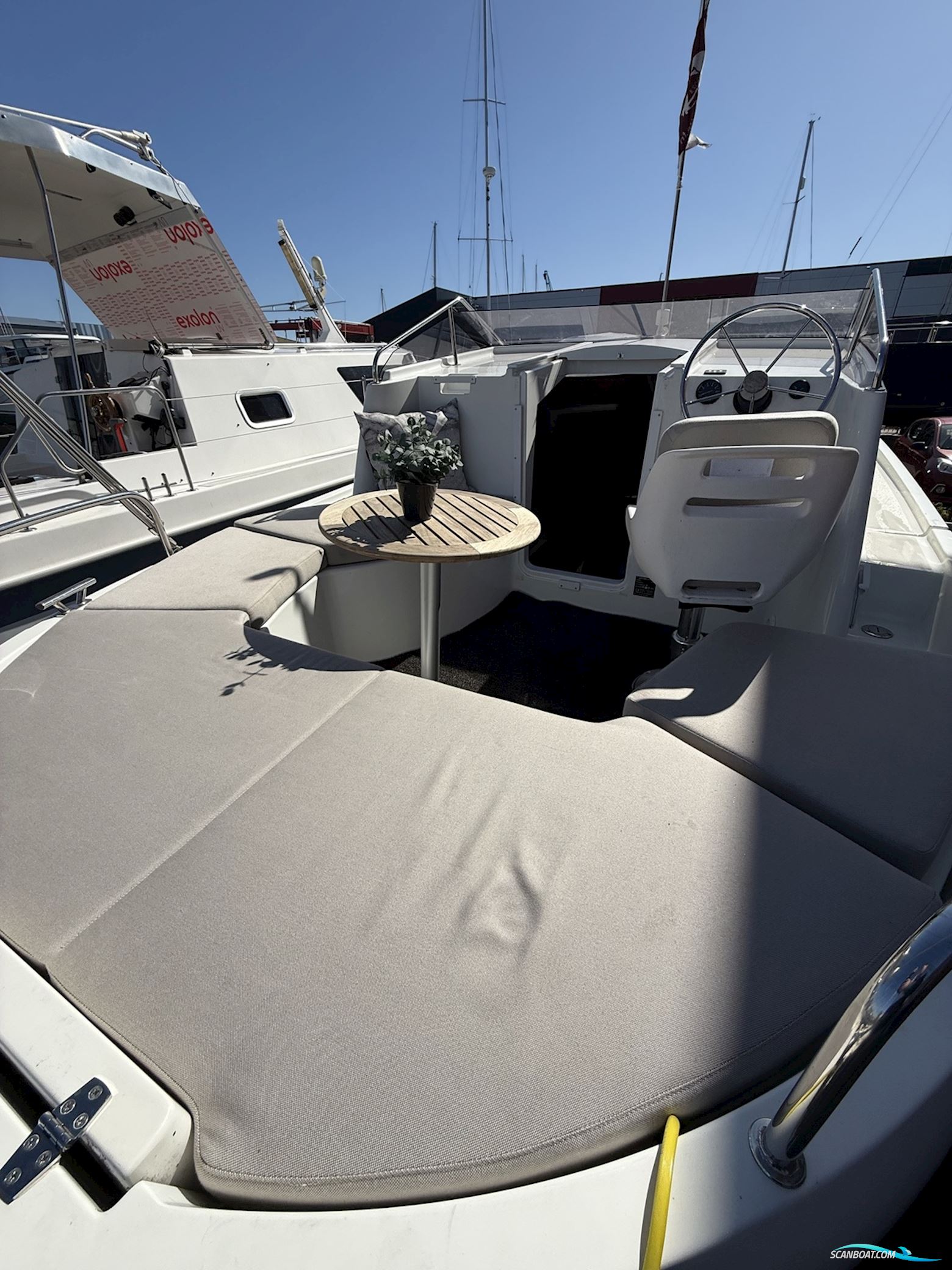 DELPHIA YACHTS Nano