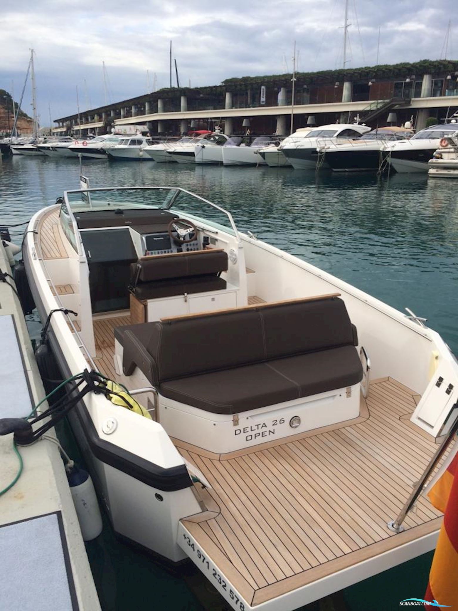 Delta 26 open Motorboot 2014, mit Volvo Penta D3 220 motor, Deutschland