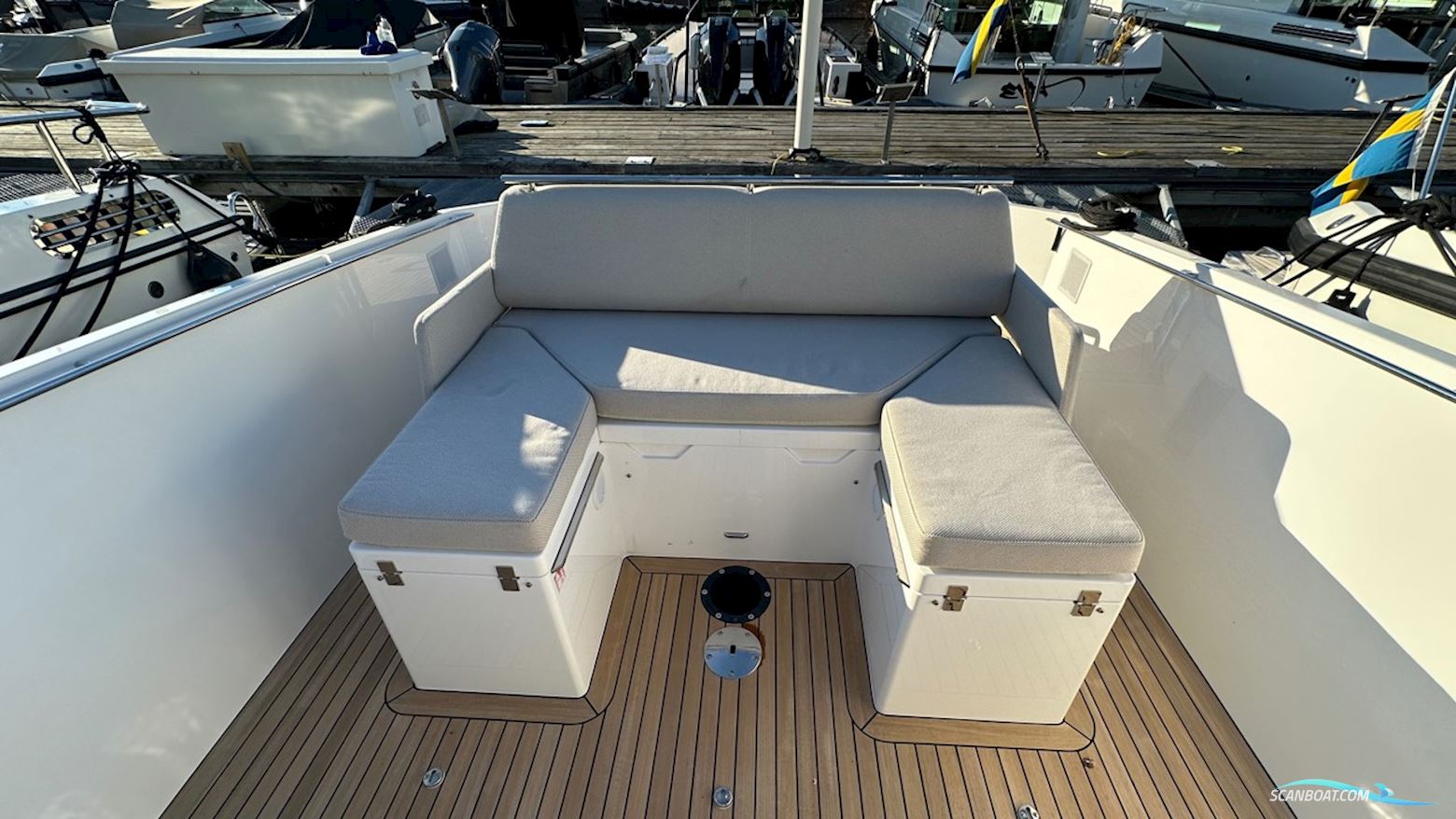 Delta 26 Open