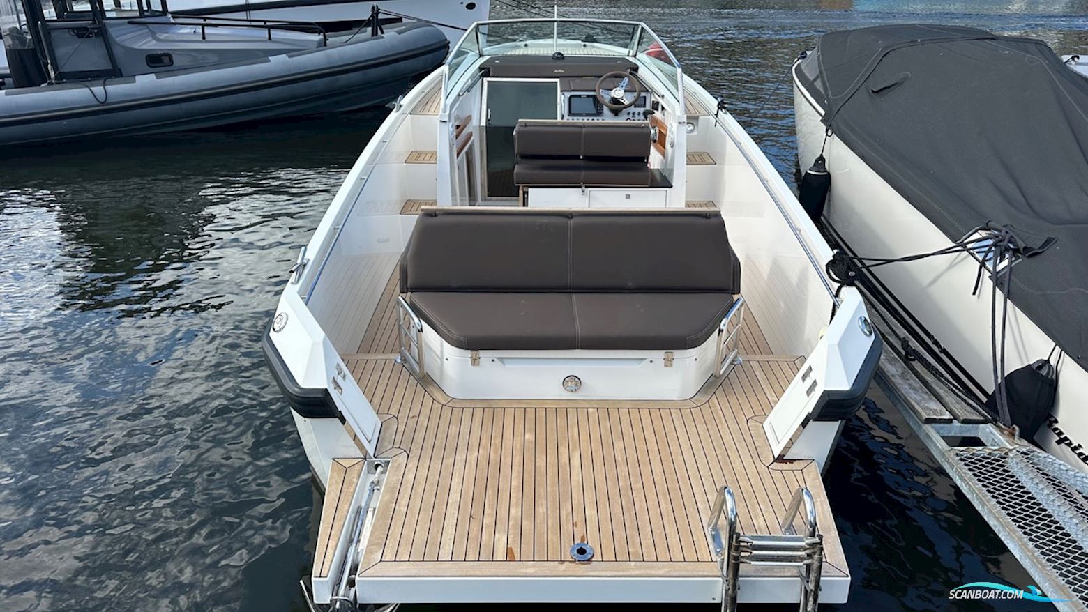 Delta 26 Open