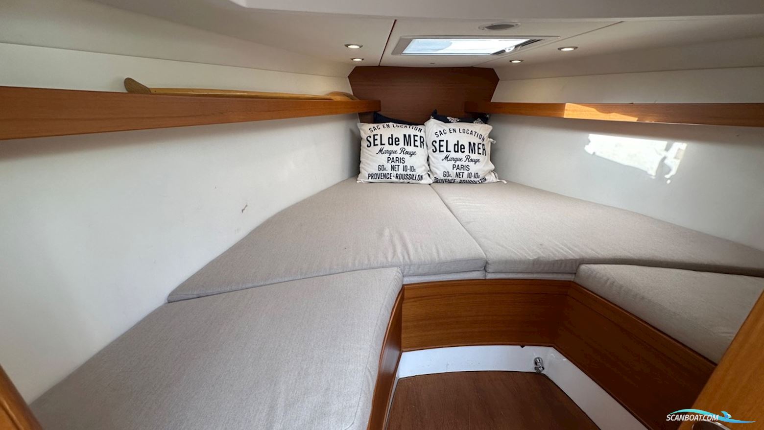 Delta 26 Open