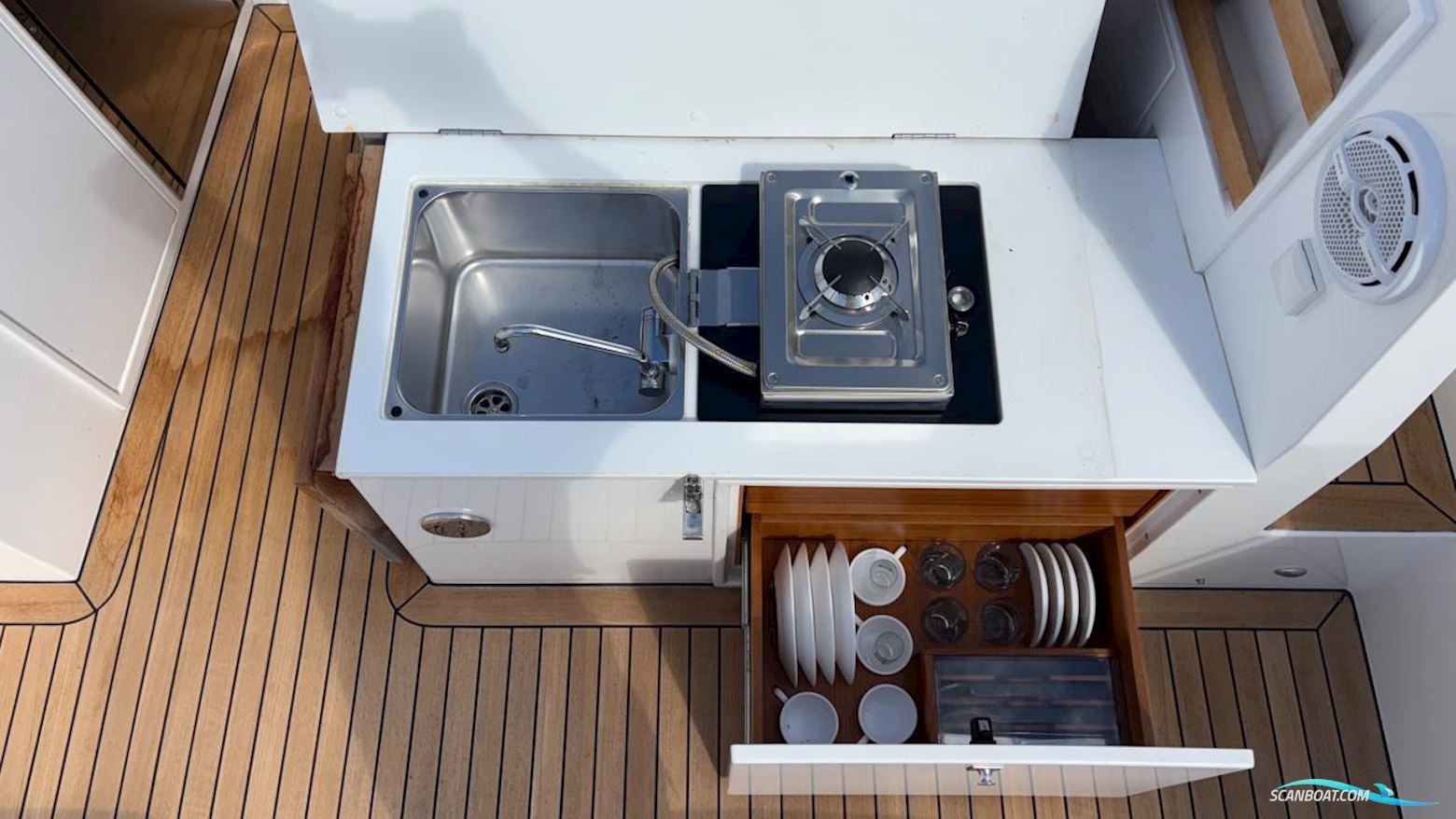 Delta 26 Open
