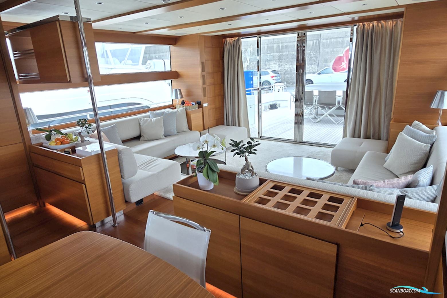 Delta Powerboats 88 Carbon