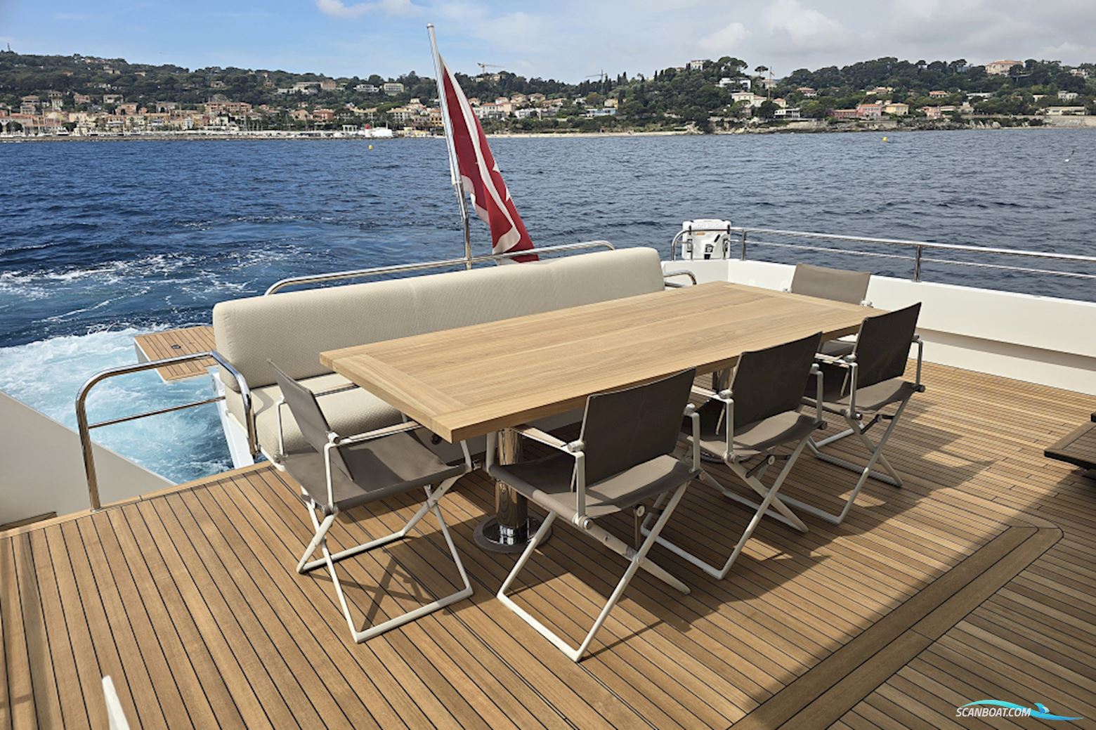 Delta Powerboats 88 Carbon