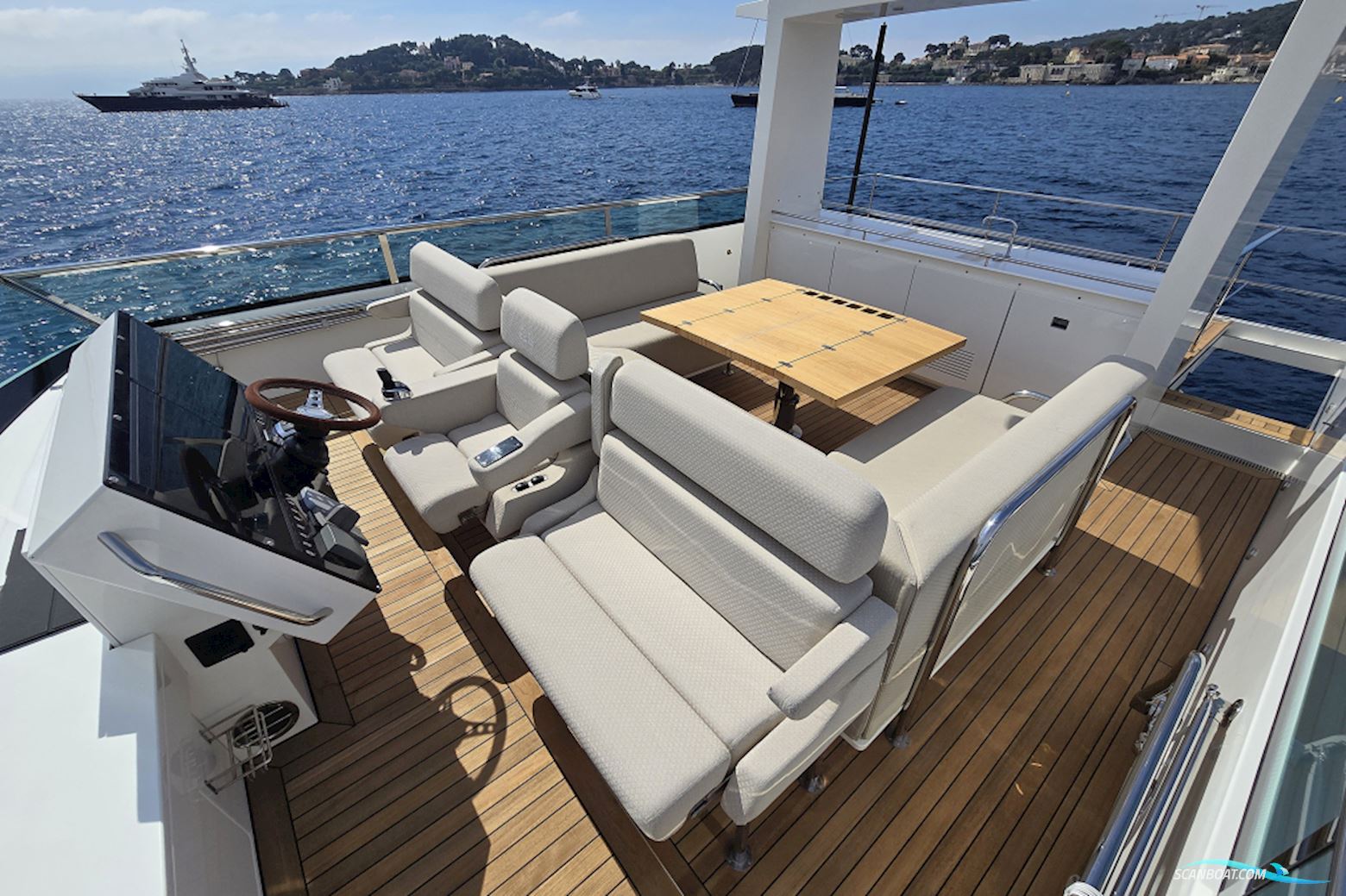 Delta Powerboats 88 Carbon