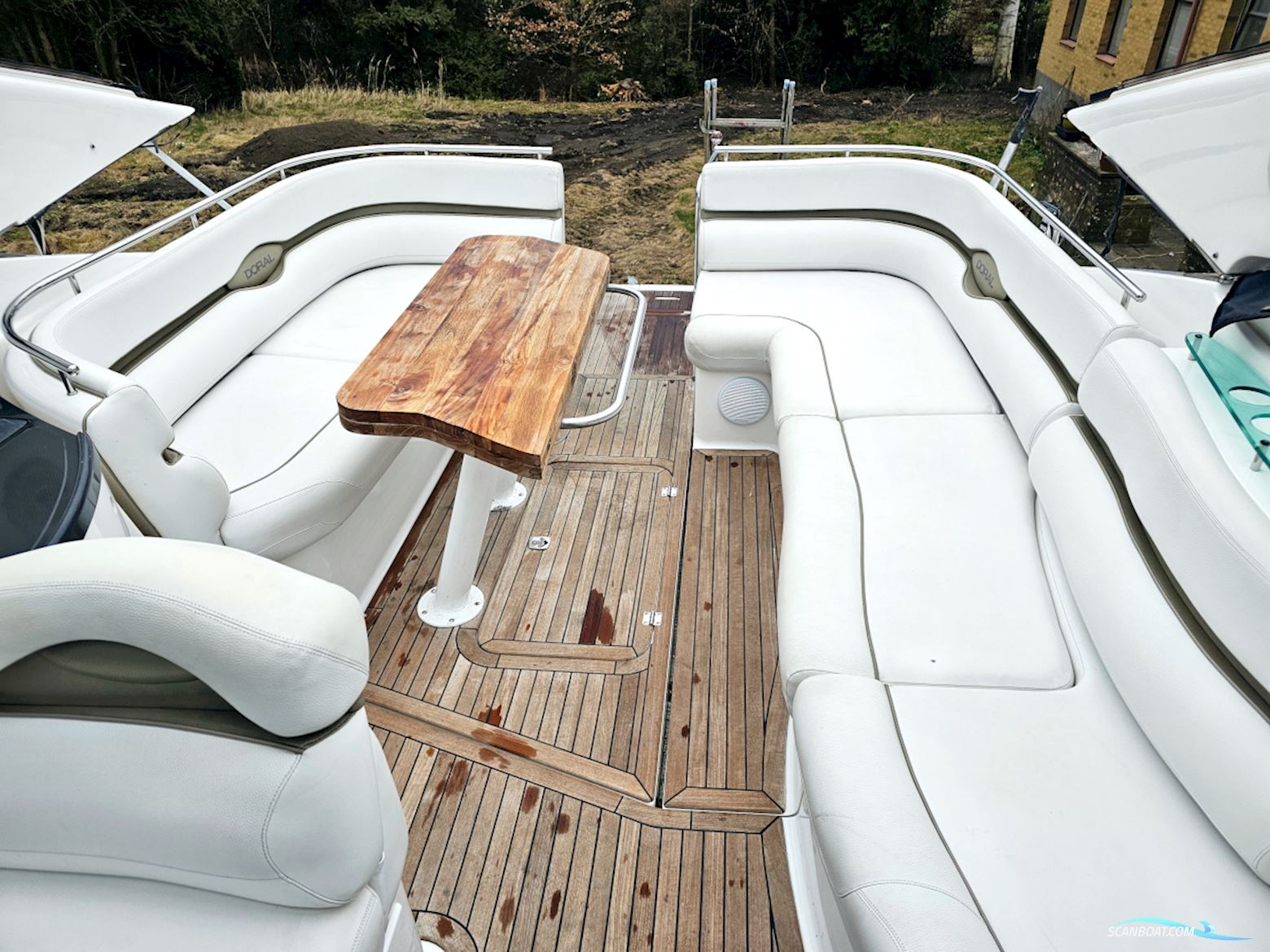 Doral 330 Elegante Volvo Penta D4-260 EVC