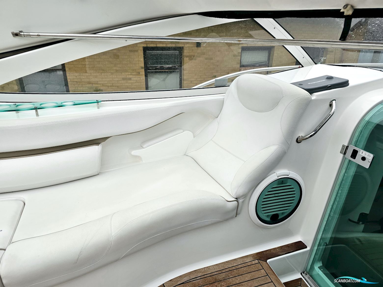 Doral 330 Elegante Volvo Penta D4-260 EVC