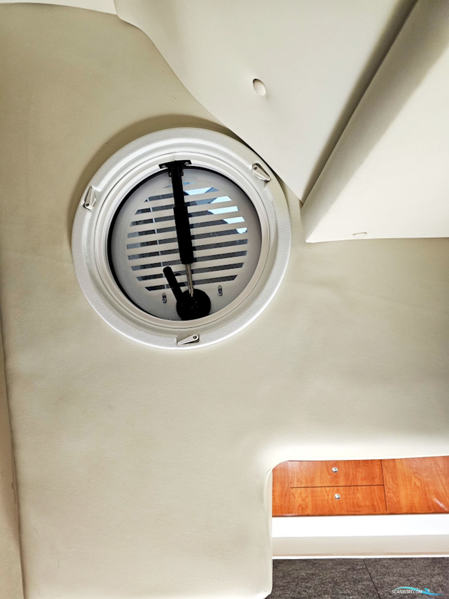 Doral 330 Elegante Volvo Penta D4-260 Evc