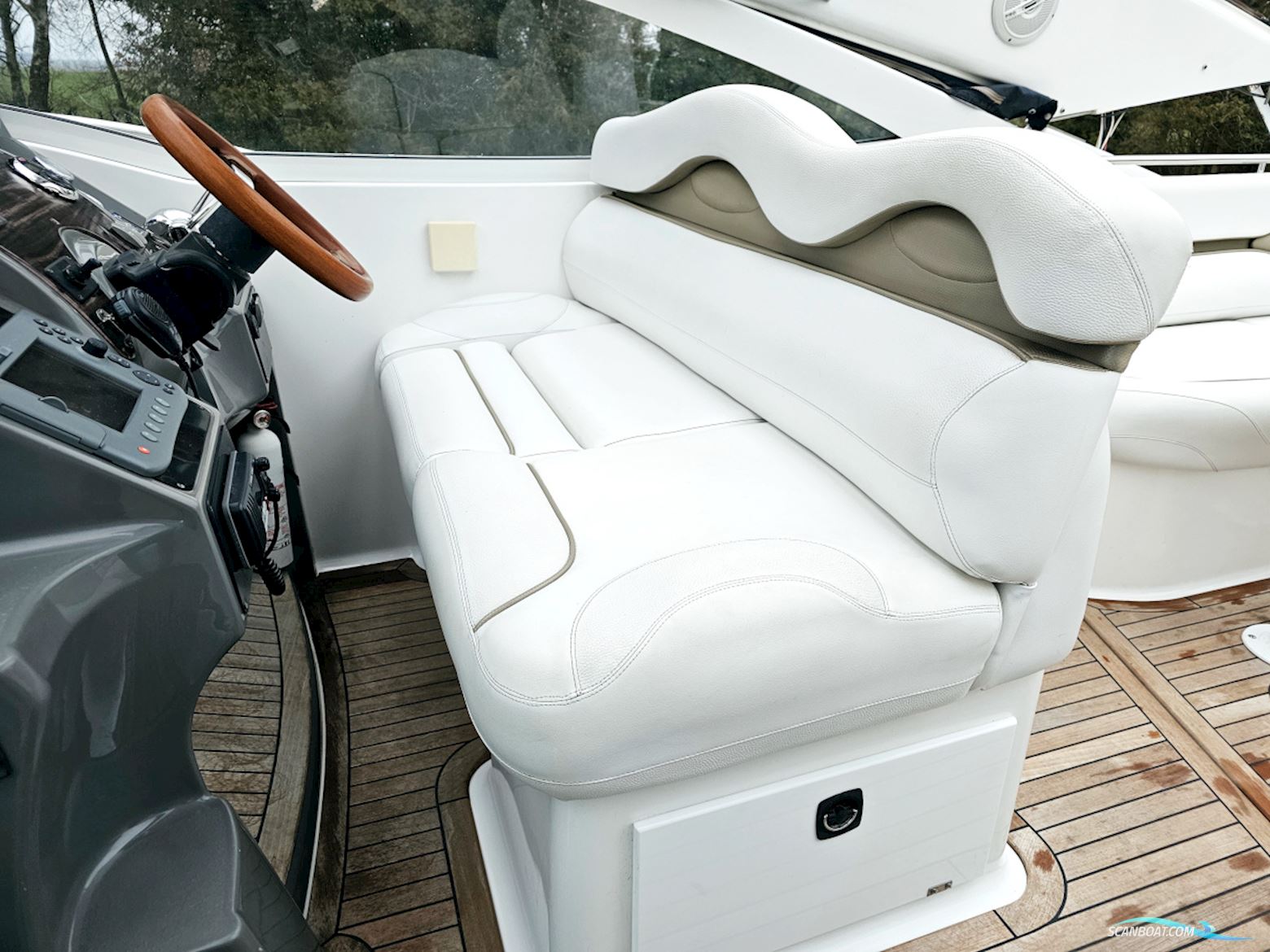 Doral 330 Elegante Volvo Penta D4-260 EVC