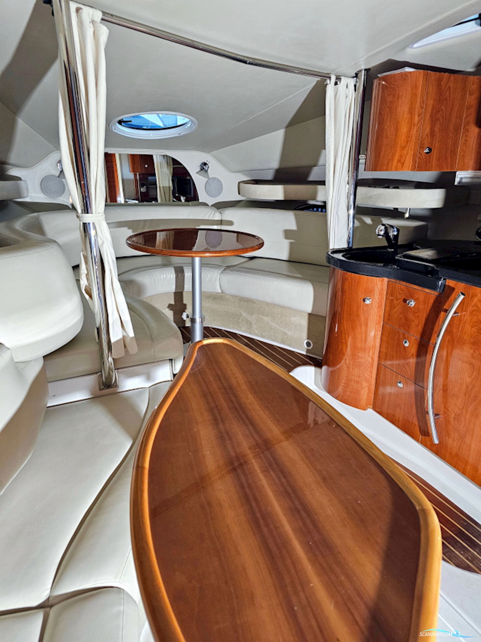 Doral 330 Elegante Volvo Penta D4-260 EVC