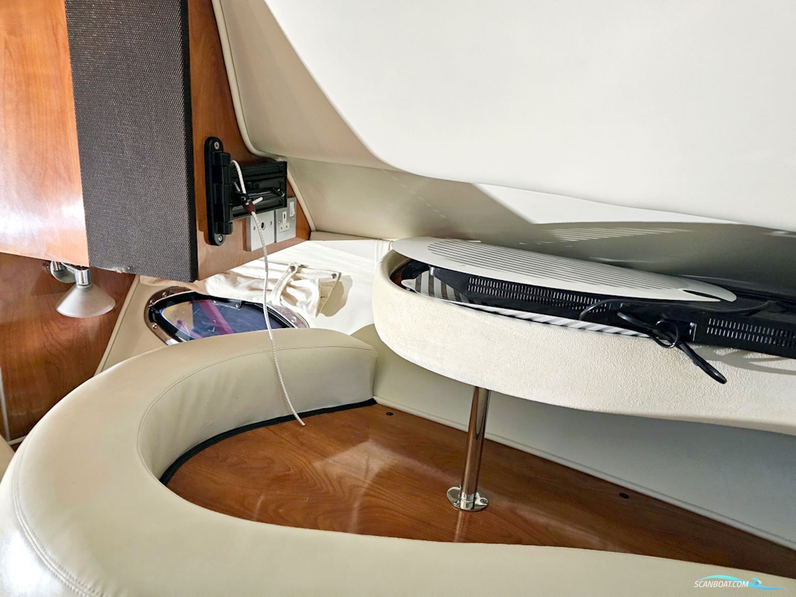 Doral 330 Elegante Volvo Penta D4-260 EVC