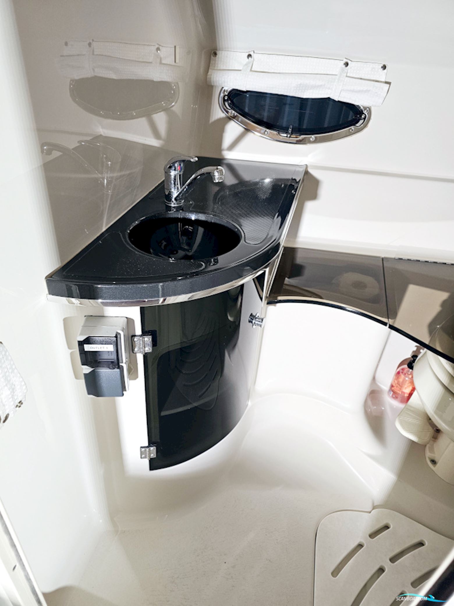 Doral 330 Elegante Volvo Penta D4-260 EVC