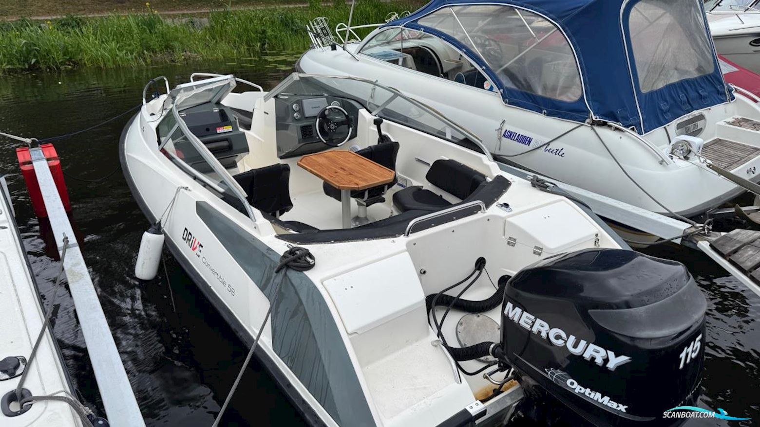 Drive Convertible 56 Motorboot 2011, mit Mercury motor, Sweden