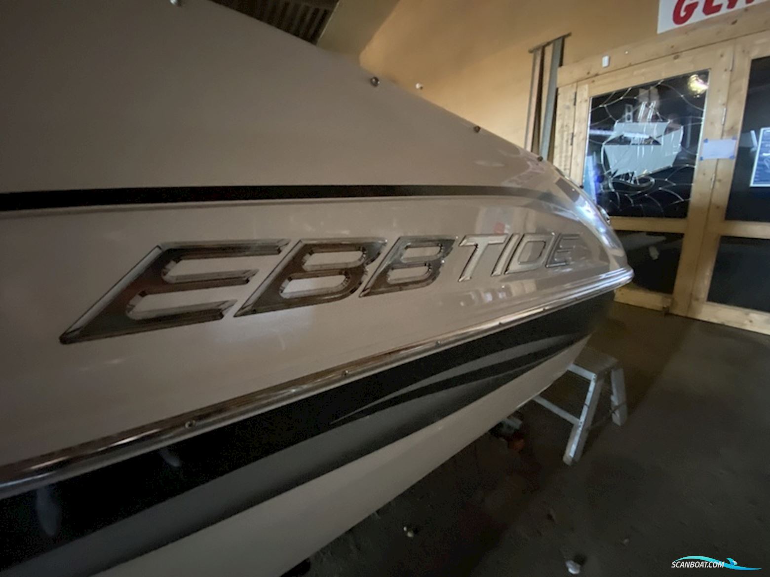 Ebbtide 180 bowrider