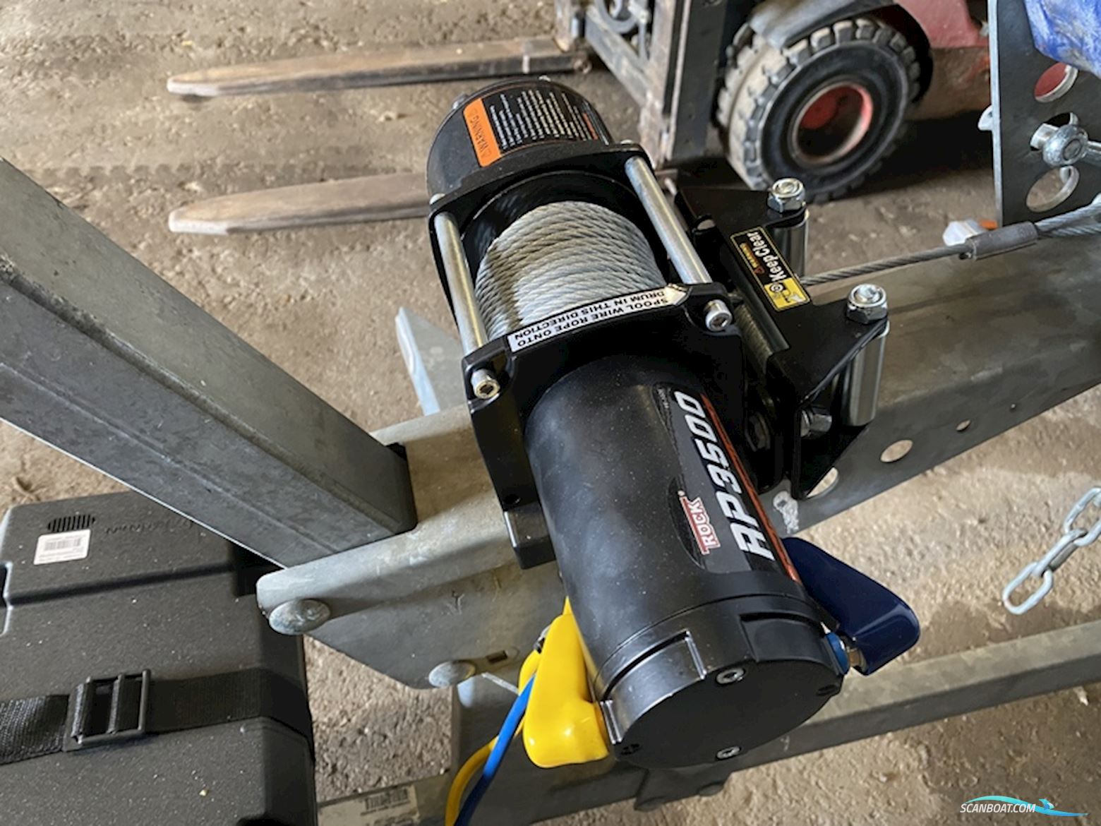 Ebbtide 180 bowrider