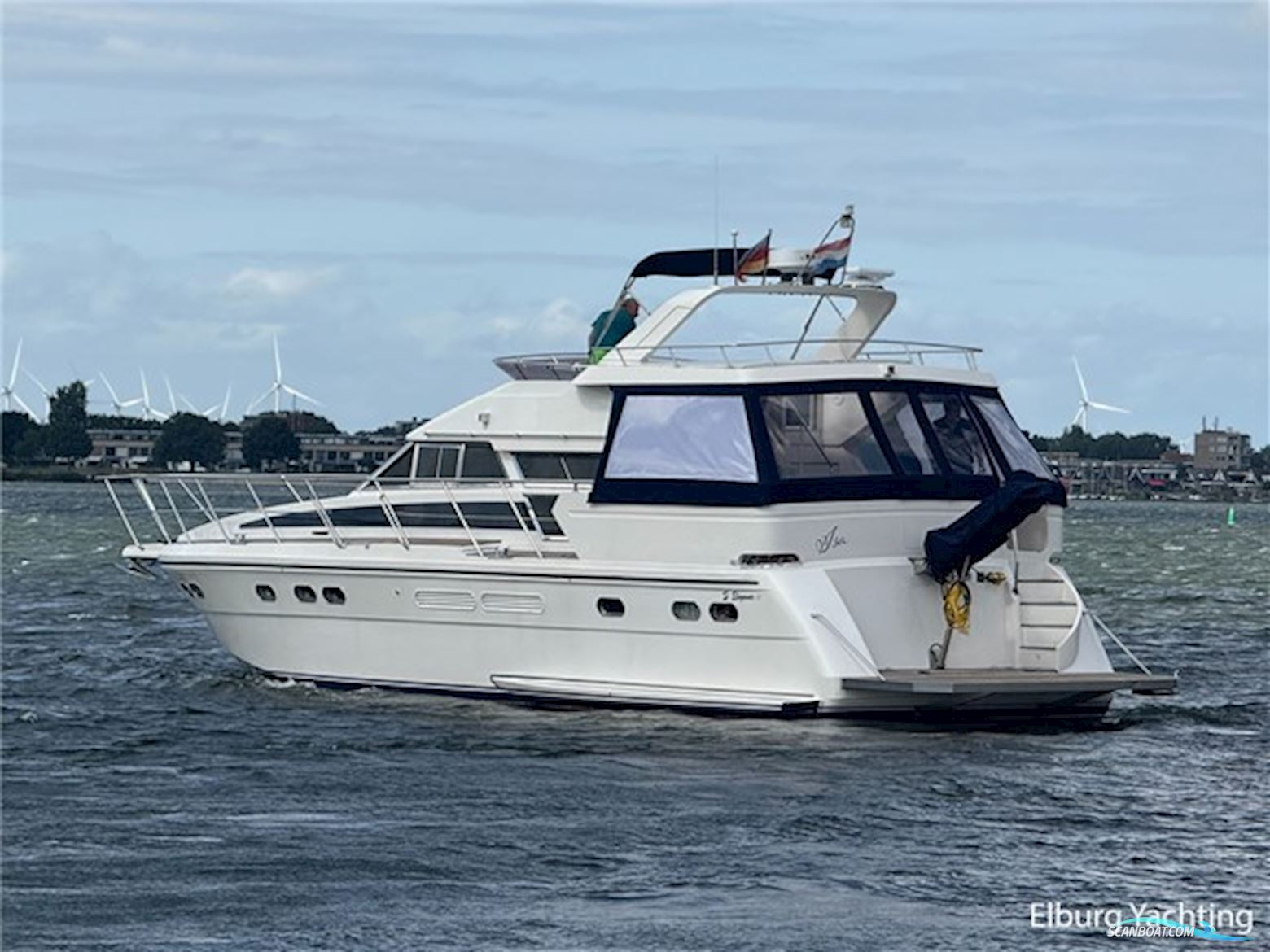 Elegance 53
