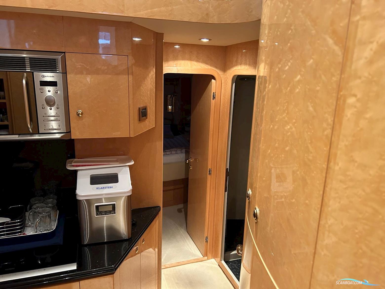 Elegance 54