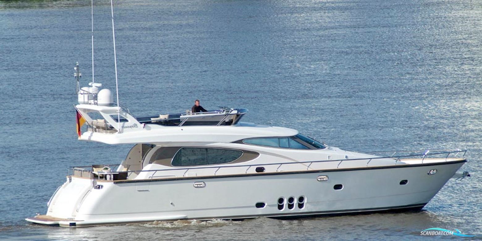 Elegance 60 Garage Motorboot 2007, mit MAN V10-1100 motor, Deutschland