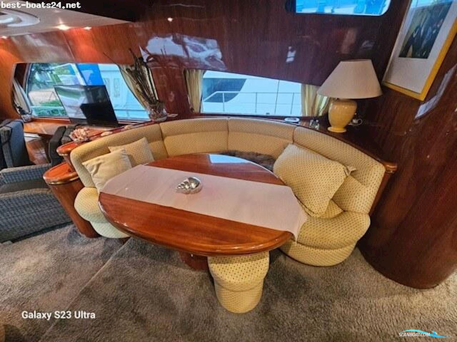 Elegance 70 Flybridge