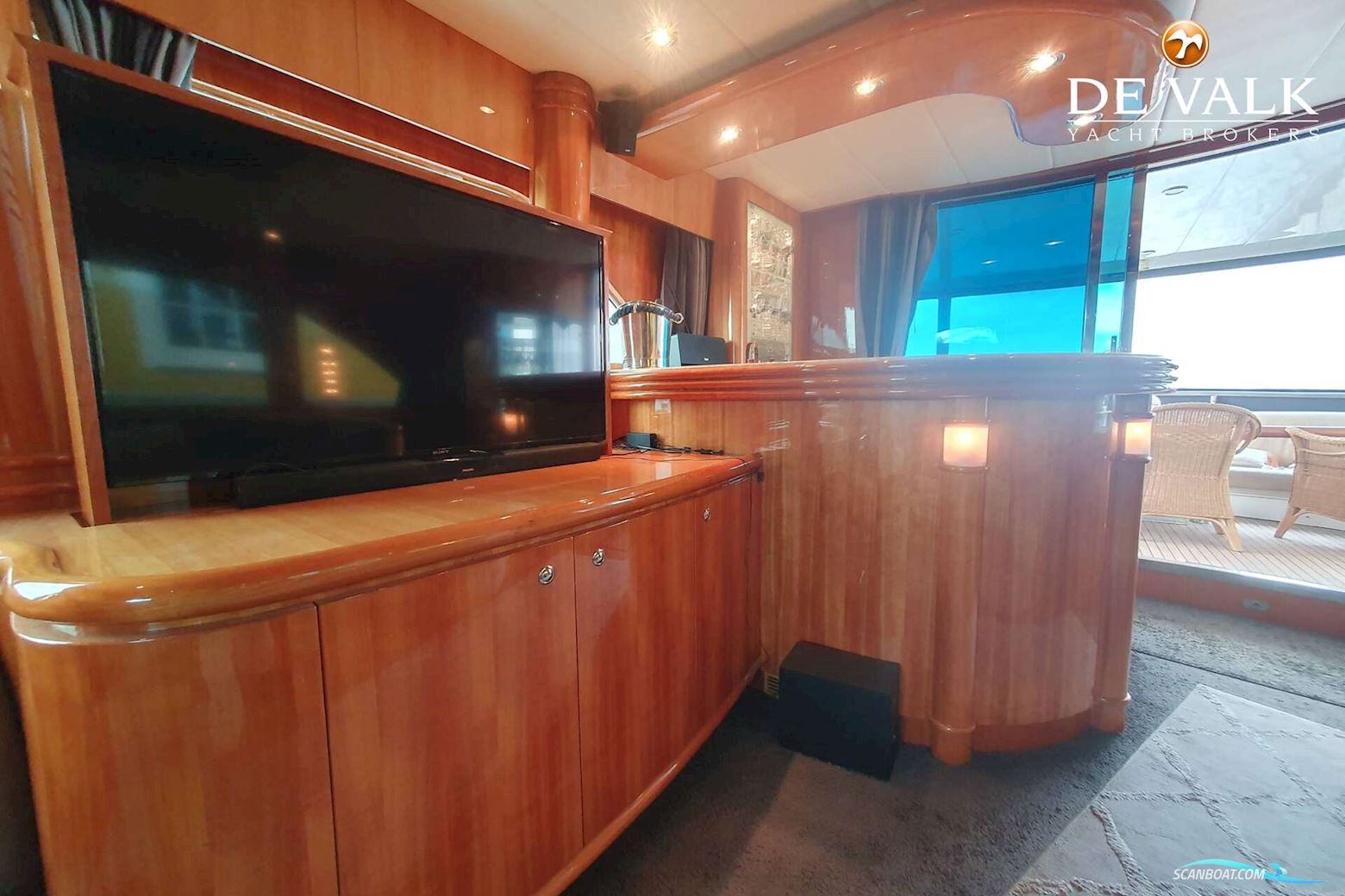 Elegance 72