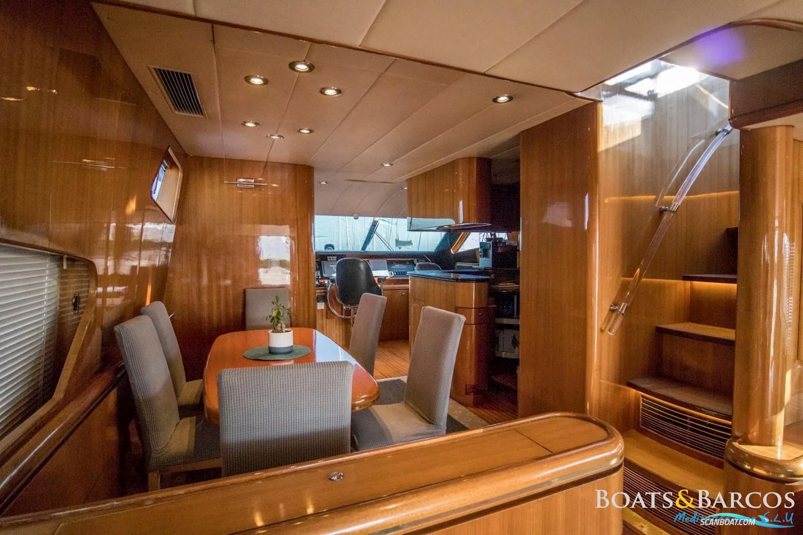 Elegance 76