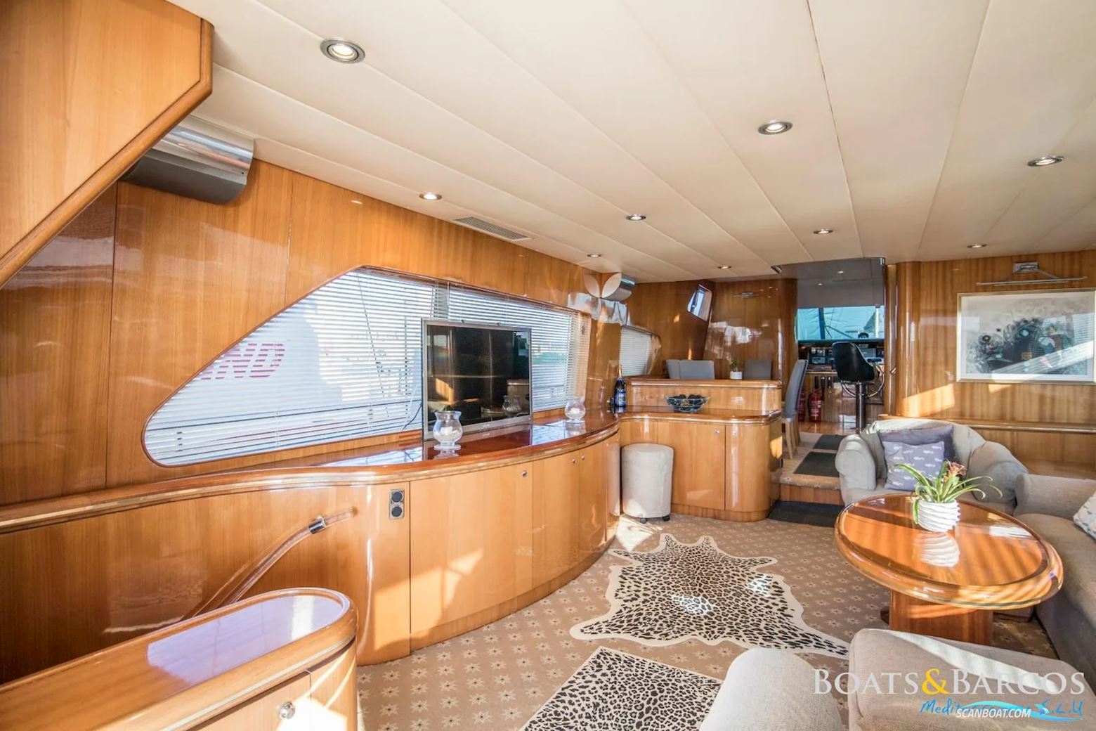 Elegance 76